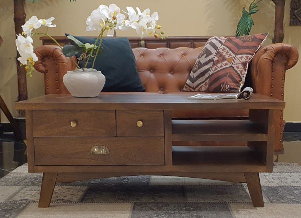 Styl kolonialny w małym salonie – jak stworzyć wnętrze z duszą i charakterem?