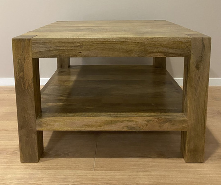 Drewniany stolik indyjski z półką 80x80 cm